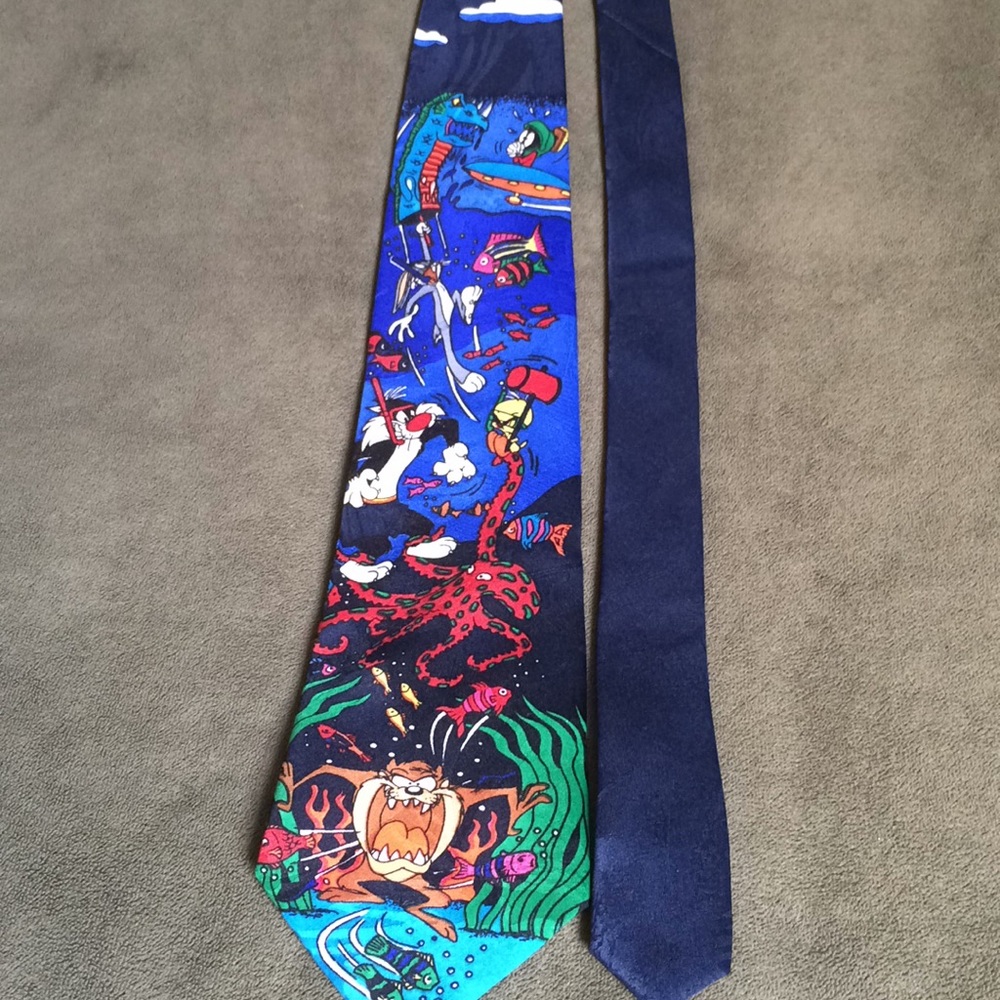 Looney Tunes Mania Bugs Bunny Taz Necktie NWOT